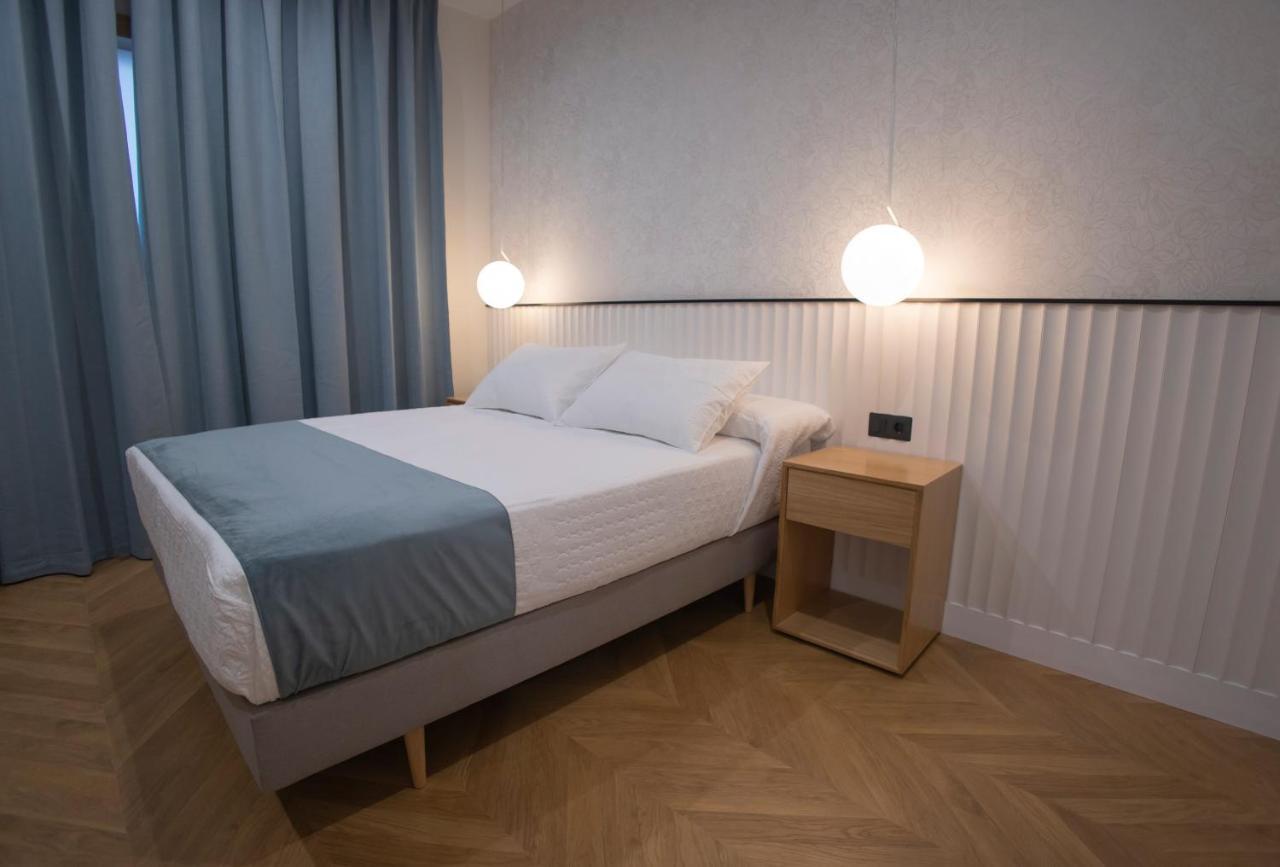 Oikos Apartamentos Turisticos Монестерио Экстерьер фото