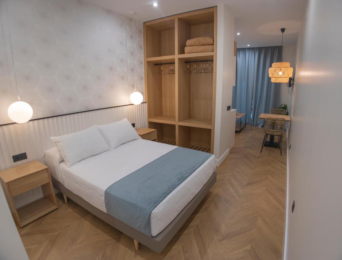 Oikos Apartamentos Turisticos Монестерио Экстерьер фото