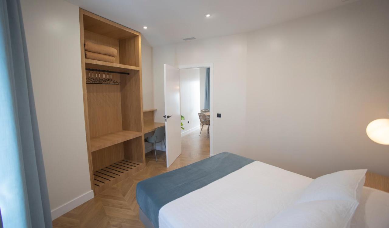 Oikos Apartamentos Turisticos Монестерио Экстерьер фото