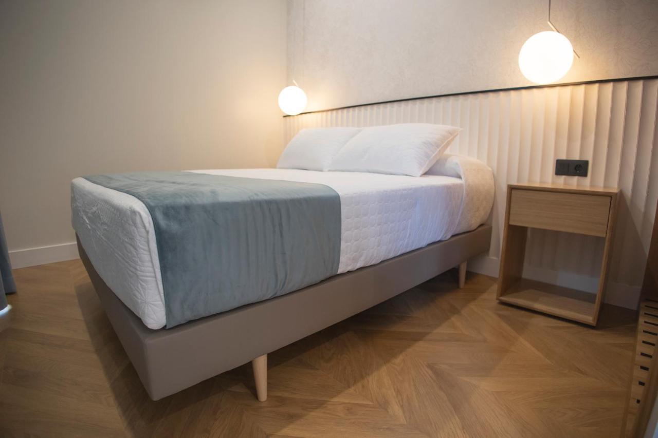 Oikos Apartamentos Turisticos Монестерио Экстерьер фото