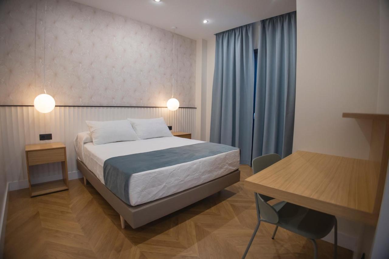 Oikos Apartamentos Turisticos Монестерио Экстерьер фото