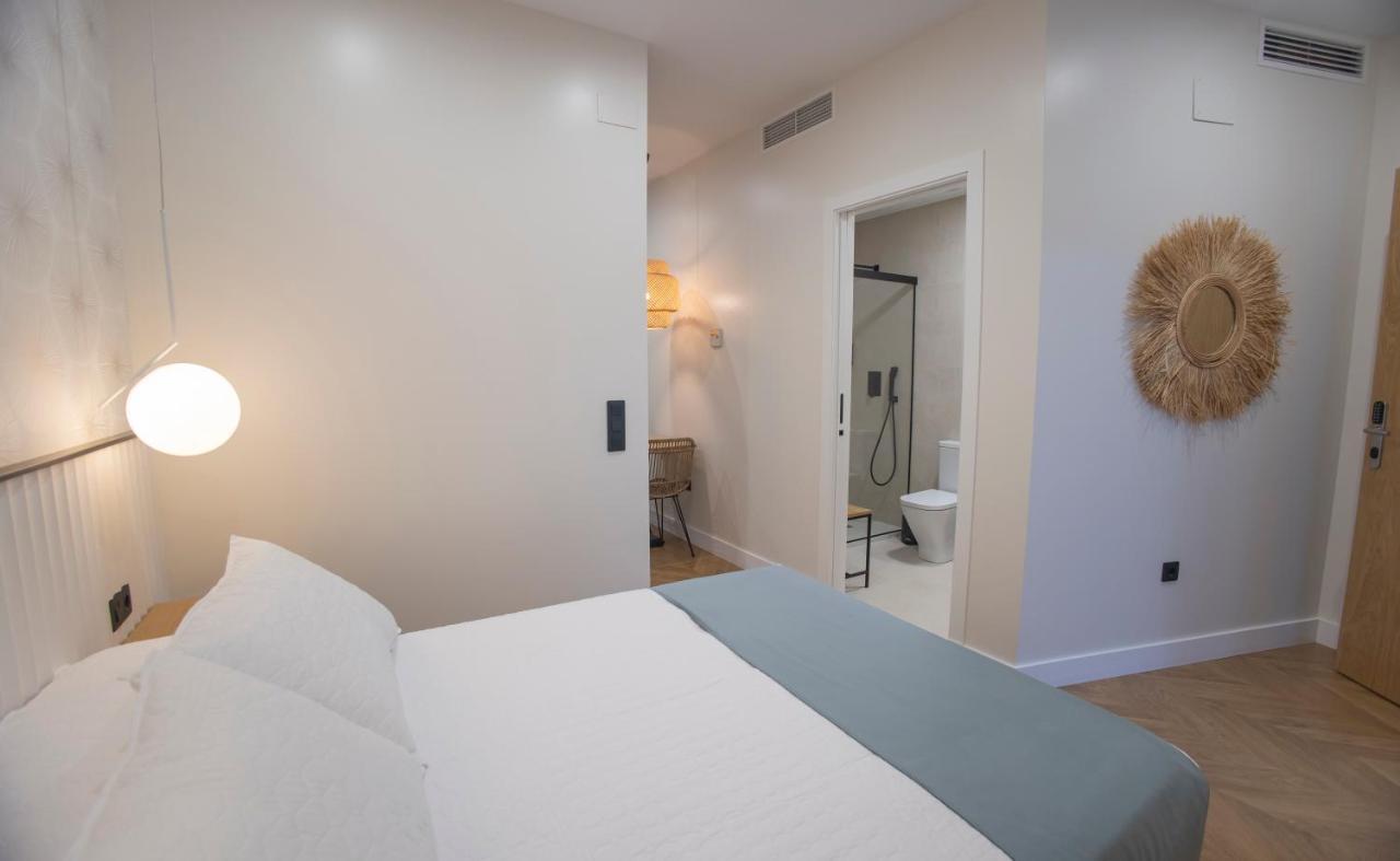 Oikos Apartamentos Turisticos Монестерио Экстерьер фото